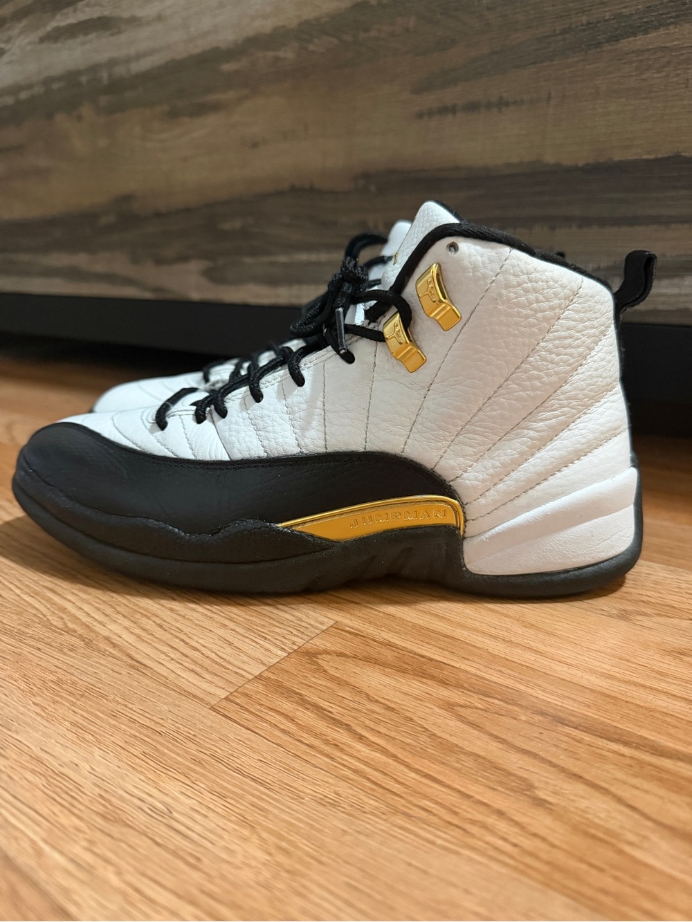 Air Jordan 12 Retro Men’s “Royalty taxi” - Picture 2 of 6